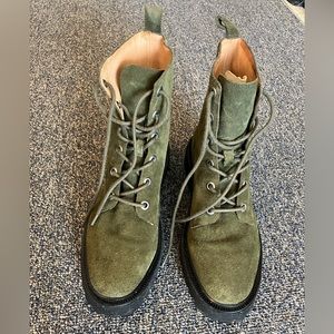 Madewell The Rayna Lace-Up Lugsole Boot in Suede